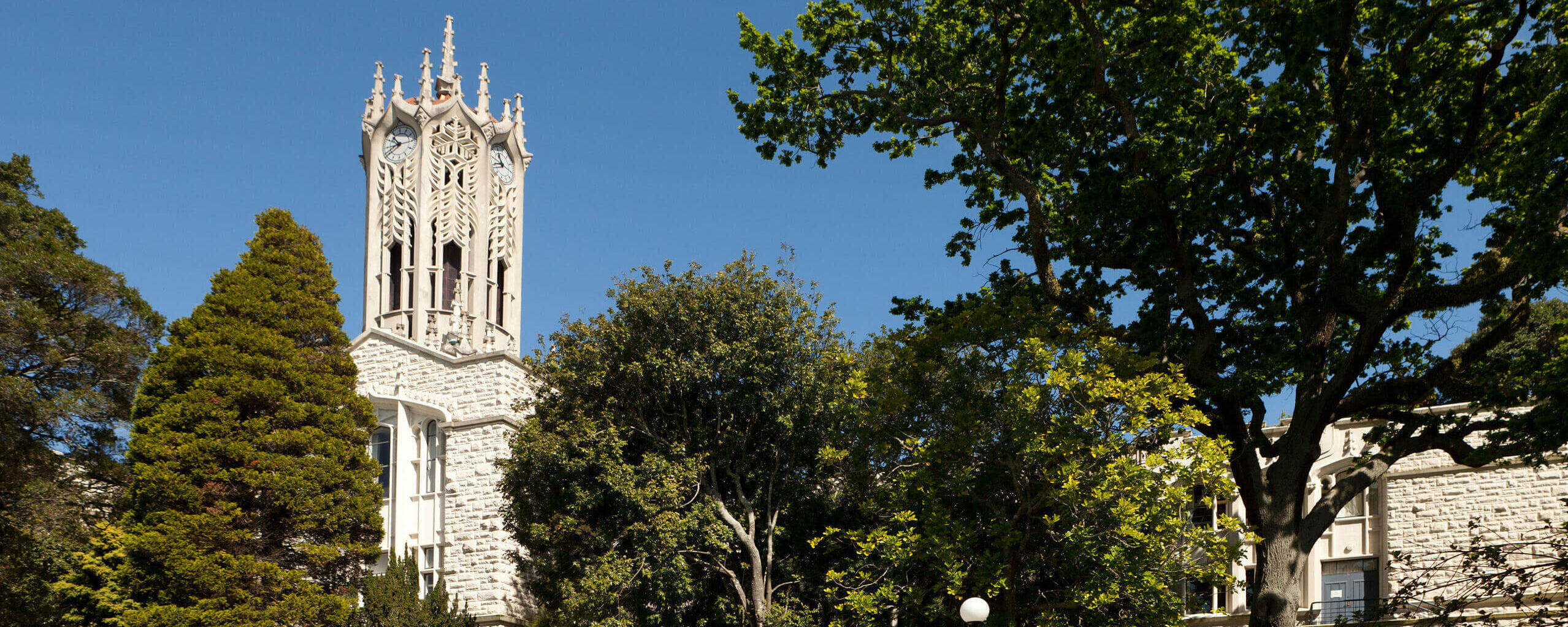 Clocktower der University of Auckland in Neuseeland