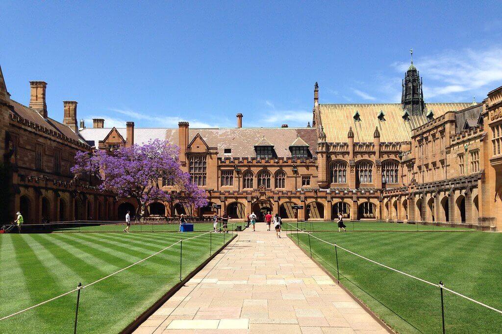 Innenhof Quadrangle der University of Sydney in New South Wales 